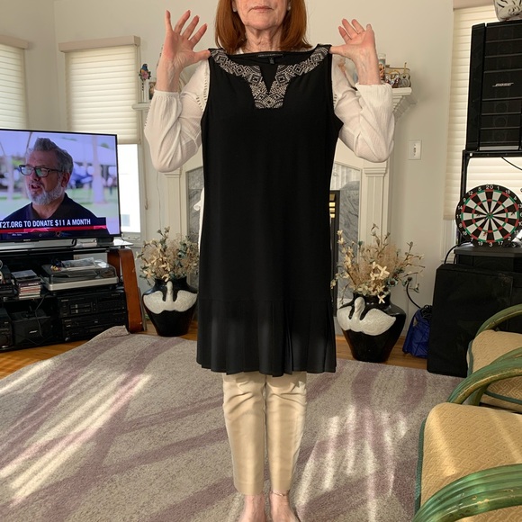 Black mini dress black and white store size S.Material polyester95%, spandex 5%. - Picture 7 of 7